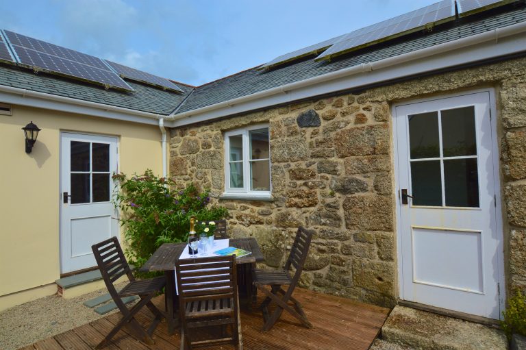 The Milking Parlour, dog friendly cottage St Ives, family